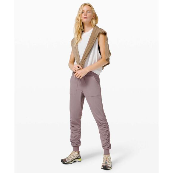 Lululemon Beyond the Studio High Rise Jogger Pant Lunar Rock Size 6 - Picture 2 of 7
